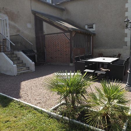 Le Domaine Du Cerf - Gites, Nature Et Spa Saint-Ouen-les-Vignes Buitenkant foto